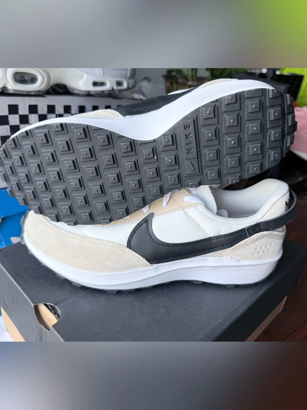 Nike Waffle Debut
